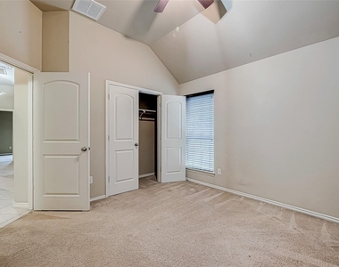 2808 Arbor Brook Lane - Photo Thumbnail 27
