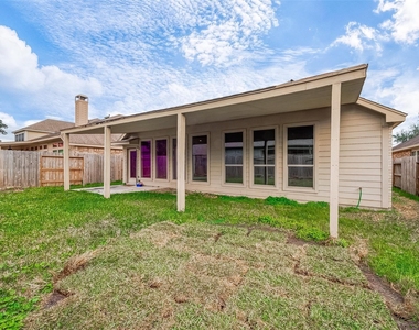 2808 Arbor Brook Lane - Photo Thumbnail 40