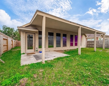 2808 Arbor Brook Lane - Photo Thumbnail 39