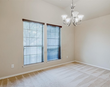 2808 Arbor Brook Lane - Photo Thumbnail 21