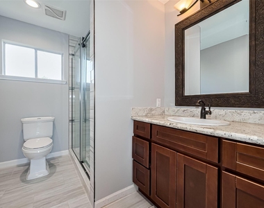 319 Gentilly Dr - Photo Thumbnail 12