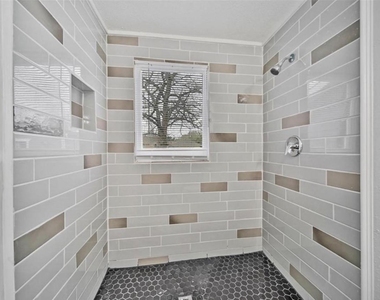 2205 Sumpter Street - Photo Thumbnail 3