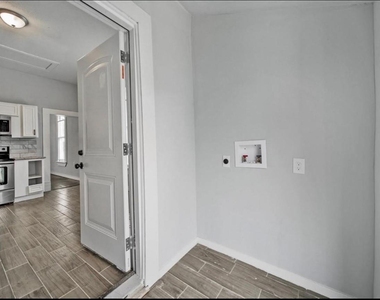 2205 Sumpter Street - Photo Thumbnail 5