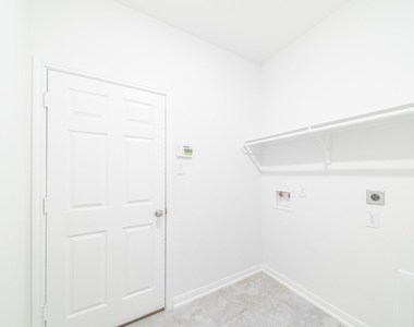 27618 Mesabe Drive - Photo Thumbnail 16