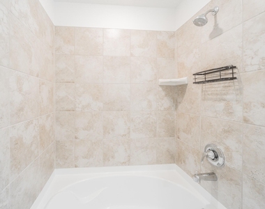 27618 Mesabe Drive - Photo Thumbnail 11