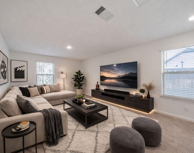 27618 Mesabe Drive - Photo Thumbnail 7