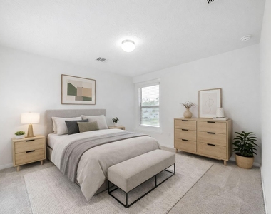 27618 Mesabe Drive - Photo Thumbnail 15