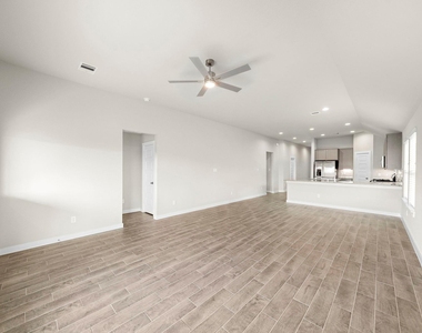 3327 Tilley Dr - Photo Thumbnail 10