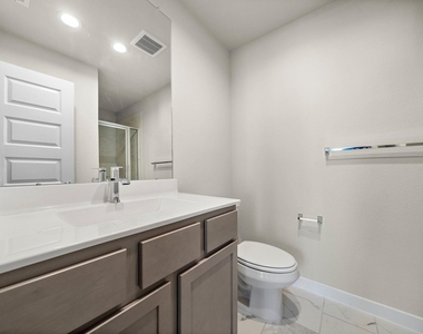 3327 Tilley Dr - Photo Thumbnail 25