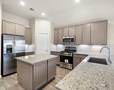 3327 Tilley Dr - Photo Thumbnail 13