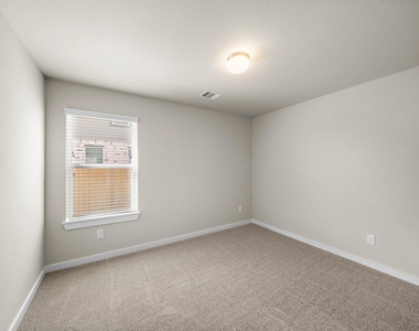 3327 Tilley Dr - Photo Thumbnail 28