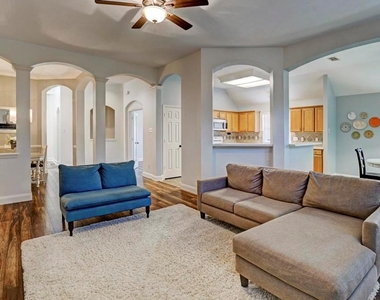 4903 Lake Catherine Court - Photo Thumbnail 2