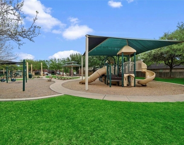 4903 Lake Catherine Court - Photo Thumbnail 18