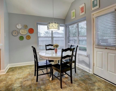 4903 Lake Catherine Court - Photo Thumbnail 7