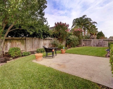 4903 Lake Catherine Court - Photo Thumbnail 14