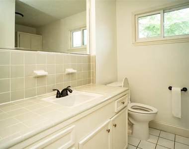 4522 Briarbend Drive - Photo Thumbnail 5