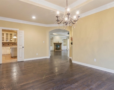 5306 Norborne Lane - Photo Thumbnail 5