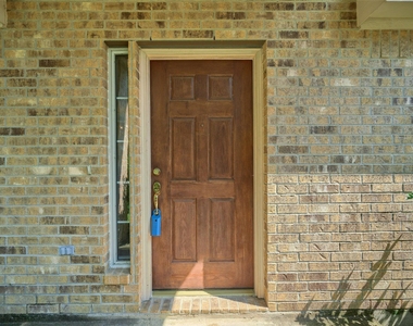 6214 Channelbrook Lane - Photo Thumbnail 3