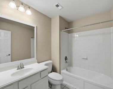 1702 Bonnyton Lane - Photo Thumbnail 27