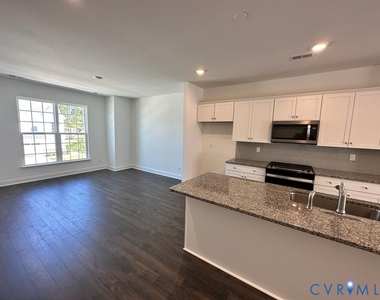 6996 Leire Lane - Photo Thumbnail 11