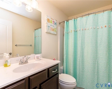 7358 Pebble Lake Drive - Photo Thumbnail 12