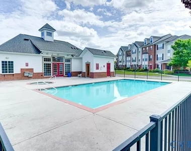 7358 Pebble Lake Drive - Photo Thumbnail 21