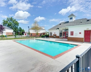 7358 Pebble Lake Drive - Photo Thumbnail 18
