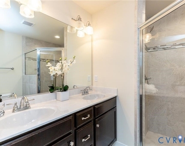 7358 Pebble Lake Drive - Photo Thumbnail 8