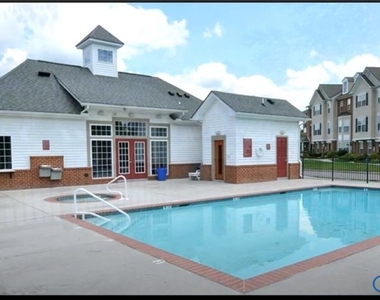 7358 Pebble Lake Drive - Photo Thumbnail 20