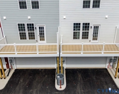 13800 Village View Drive - Photo Thumbnail 9