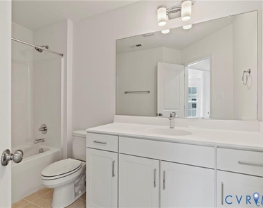 13800 Village View Drive - Photo Thumbnail 7