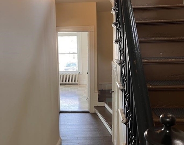 408 Porter - Photo Thumbnail 9