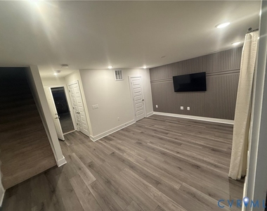 10199 Blue Wing Lane - Photo Thumbnail 3