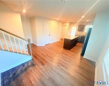 5509 Addison Gate Drive - Photo Thumbnail 5