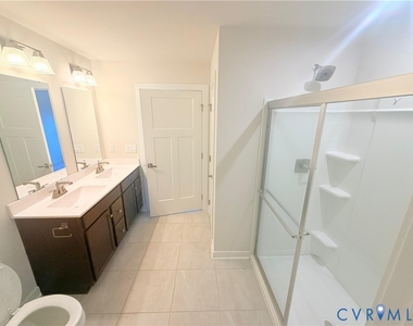5509 Addison Gate Drive - Photo Thumbnail 22