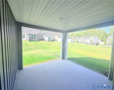 5509 Addison Gate Drive - Photo Thumbnail 9