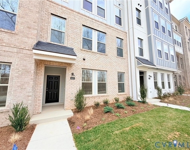 3627 Notch Trail Lane - Photo Thumbnail 1