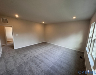 6628 Cassia Loop - Photo Thumbnail 12