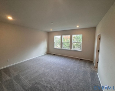 6628 Cassia Loop - Photo Thumbnail 7