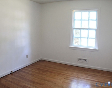 7513 Schaaf Drive - Photo Thumbnail 3