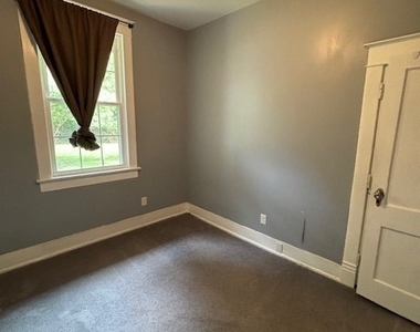 1823 Brandon Avenue - Photo Thumbnail 16