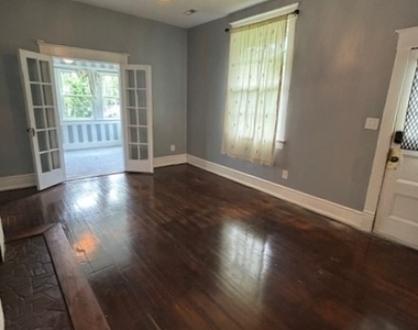 1823 Brandon Avenue - Photo Thumbnail 2
