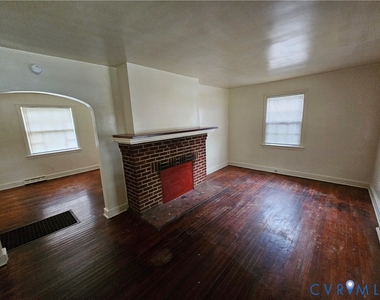 1305 Chambers Street - Photo Thumbnail 2