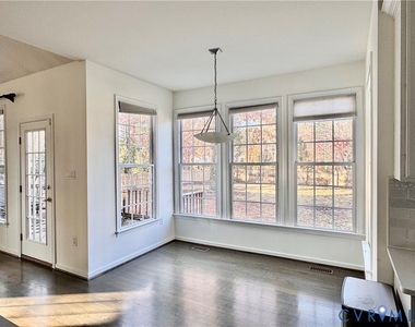11800 Autumnwood Court - Photo Thumbnail 9