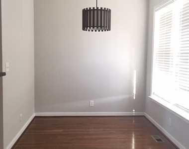 7474 Pebble Lake Drive - Photo Thumbnail 18