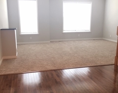 7474 Pebble Lake Drive - Photo Thumbnail 39