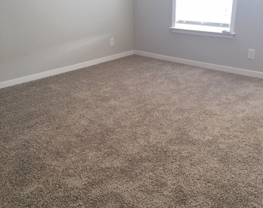 7474 Pebble Lake Drive - Photo Thumbnail 29