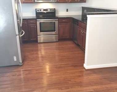7474 Pebble Lake Drive - Photo Thumbnail 13