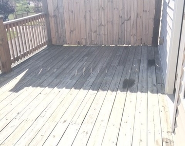 7474 Pebble Lake Drive - Photo Thumbnail 9