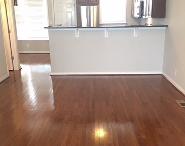 7474 Pebble Lake Drive - Photo Thumbnail 16
